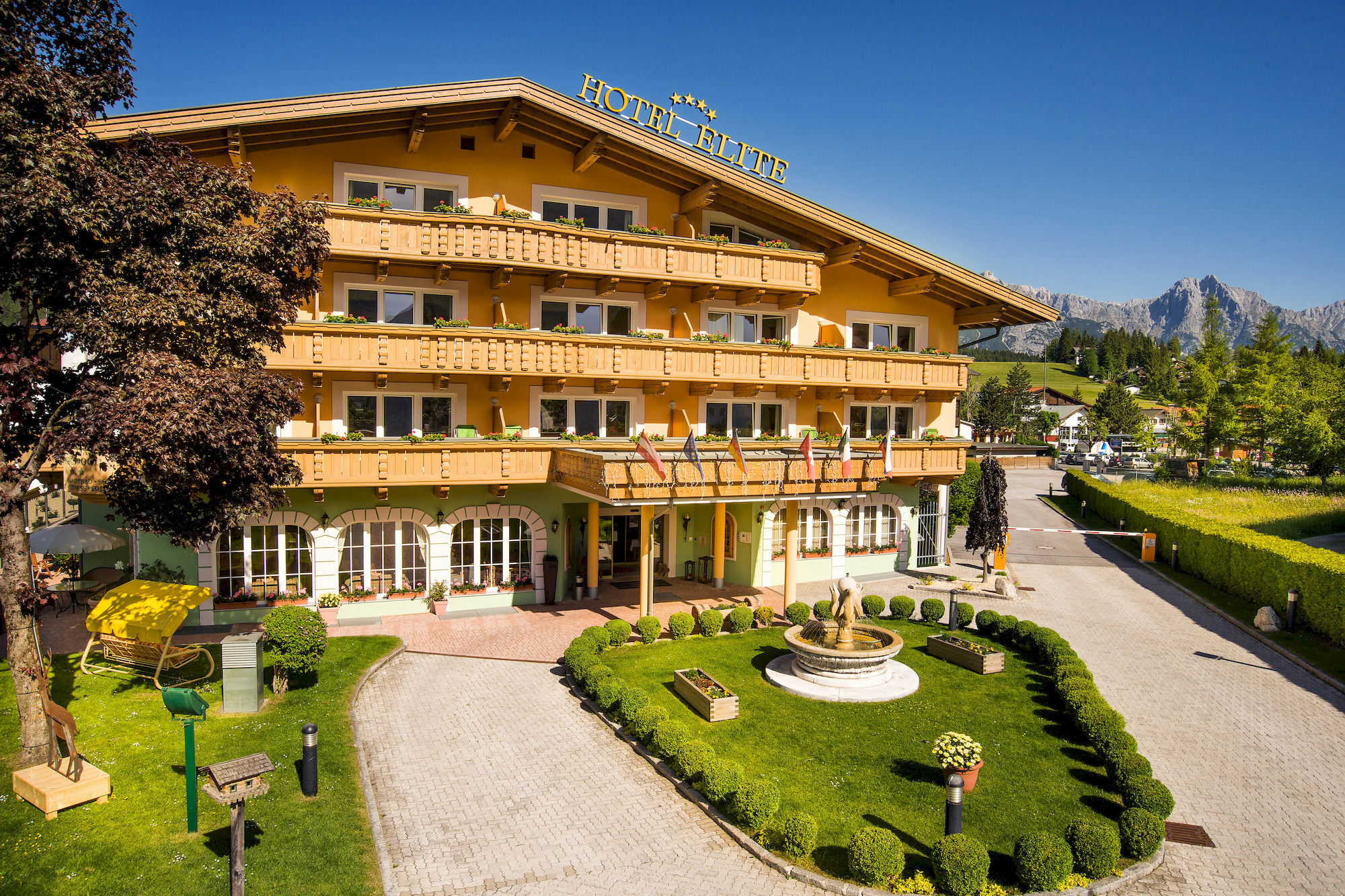 Henri Country House Seefeld (Adults Only) ゼーフェルト・イン・チロル エクステリア 写真